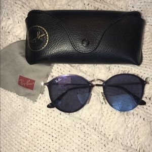 Women’s Ray ban sunglasses